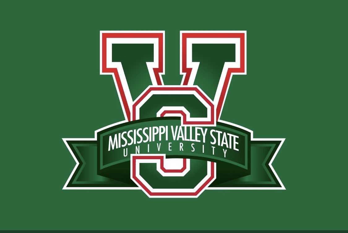 AnthonyB_2020's tweet photo. After a great convo with @elijohnson75 I am thankful to receive another d1 offer to Mississippi valley state university! 
@DimitriHill5 @CoachWValencia https://t.co/bgJL0j6Bix
