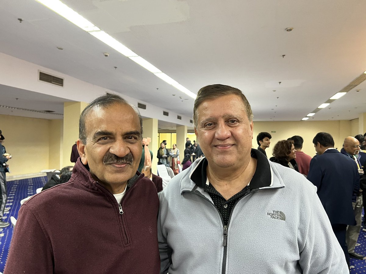 Glad to meet with the legendary Prem Jain of MPLS fame, ex-Cisco, during the BITS, Pilani, global alumni event in Jaipur, India