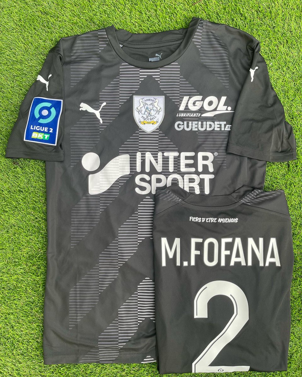 VacommAgency's tweet image. 𝗖𝗢𝗡𝗖𝗢𝗨𝗥𝗦 ! 🦅 

On est début 2023 et c’est important de bien démarrer cette nouvelle année. 🔥

𝗣𝗼𝘂𝗿 𝘁𝗲𝗻𝘁𝗲𝗿 𝘃𝗼𝘁𝗿𝗲 𝗰𝗵𝗮𝗻𝗰𝗲, 𝗶𝗹 𝘃𝗼𝘂𝘀 𝘀𝘂𝗳𝗳𝗶𝘁 𝗱𝗲 : 
- RT ce tweet
- Follow @MFofana_6 &amp;amp; @VacommAgency 

Tirage au sort le 12.01 ! 🎁