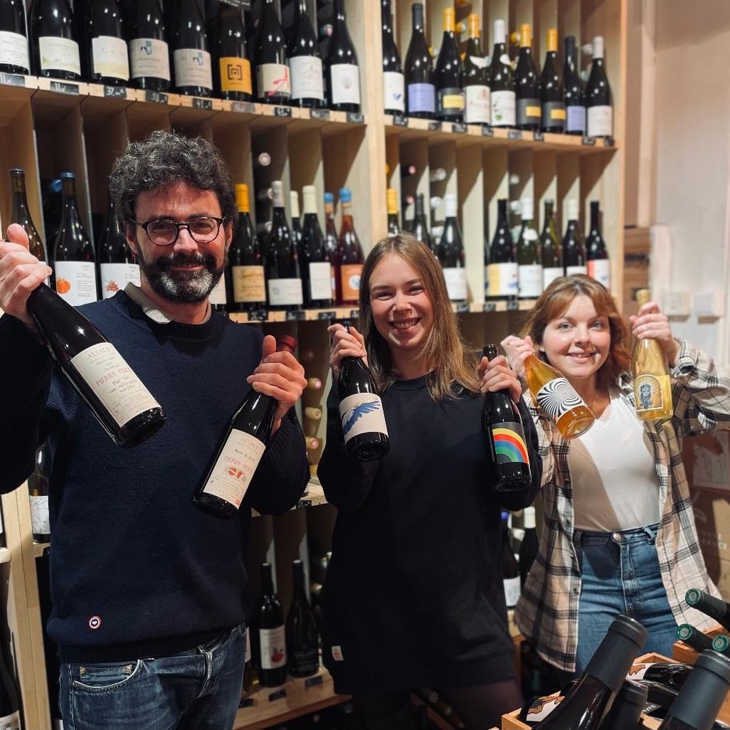 AurelienChutaux's tweet photo. On est prêts à vous accompagner dans les grands et les petits moments qui vous attendent en 2023 ! 🍷🔥🍶🥃🎉🎁🥂❤️💚

#caviste https://t.co/0z1r1beJep