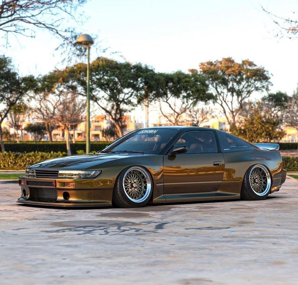 stanceit's tweet photo. Clean 240sx S13 ⚡️ https://t.co/qS8aAb7DtR