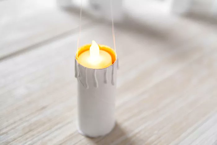 rebdgroup's tweet photo. Learn the ins and outs of making #DIY floating candles. #artsandcrafts  https://t.co/tvLdX37YkV https://t.co/Amt9Hc6DbO
