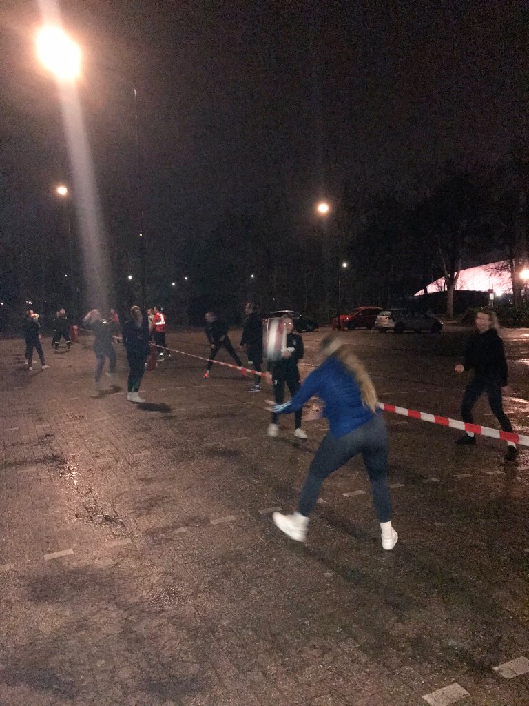 ZeerobbenVR1's tweet photo. We zijn weer los! #straatvoetbal #alternatief @ZeerobbenTweets VR1 #fotograafHenk https://t.co/ajvVjmteZv
