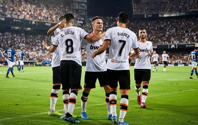 Football_uzmani's tweet photo. #SonDakika 
Malta Kökenli Bir Sitede.
#LaLiga 
Valencia × Cadiz 
👉 Maç sonucu 1 Orani : 1.24 oldu!
📡 Şuan ki İddaa oranı : 1.44
⌛ Maç Saati: 23:00 https://t.co/qVT4ghoHPY