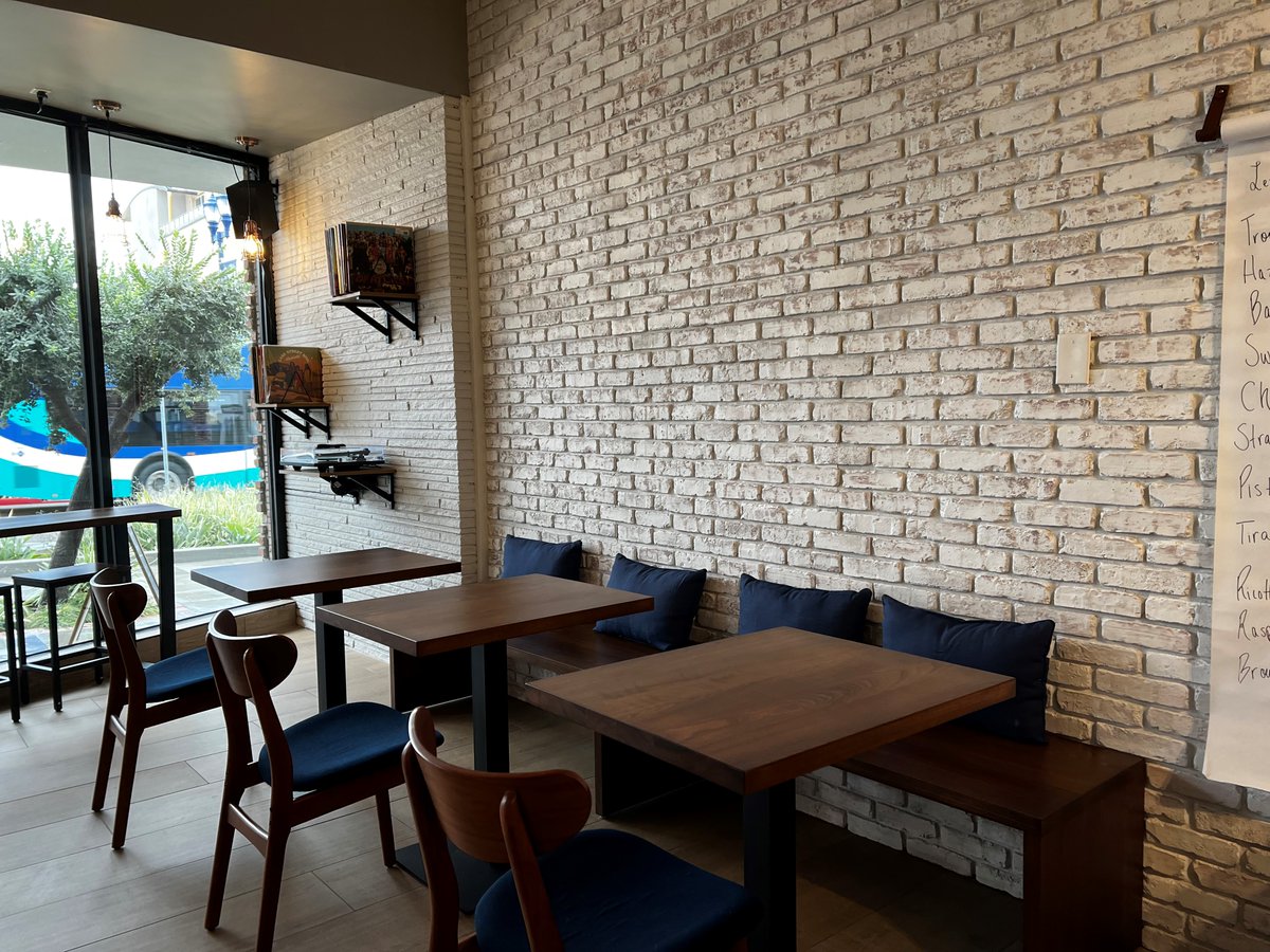 OceansideBiz's tweet photo. 1022 Cafe & Gelateria recently opened at 602 Mission Ave. in Downtown Oceanside! They serve handcrafted coffees, local pastries baked fresh daily, and top-tier gelato. #recentlyopened #downtownoceanside #italiangelato #coffeeshop #local #handcrafted #barista #gelato #coffee https://t.co/oTXmCcxLDt