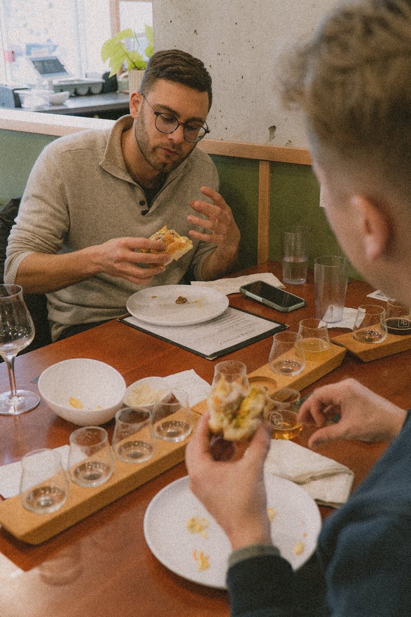 When the sandwich is so good you’re about to give it a lecture. Always awesome having our friends from Atelier in for a pre-shift sando.