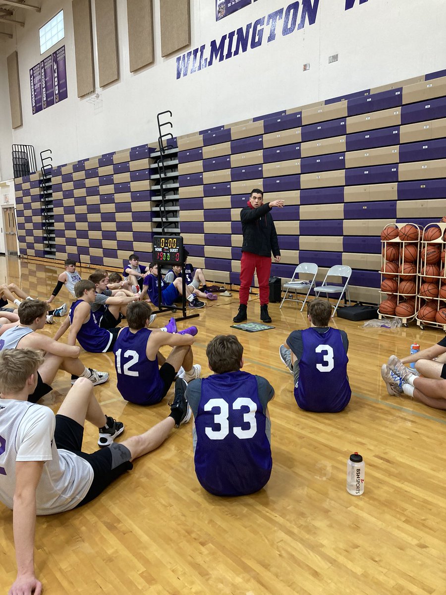 CoachKrop's tweet photo. Great to have a former college player of mine come and speak to our team today! Adam currently plays at Governors State University. Definitely miss coaching @ATaylor_35 
#Family #GoCats https://t.co/1QfwoFIr9K