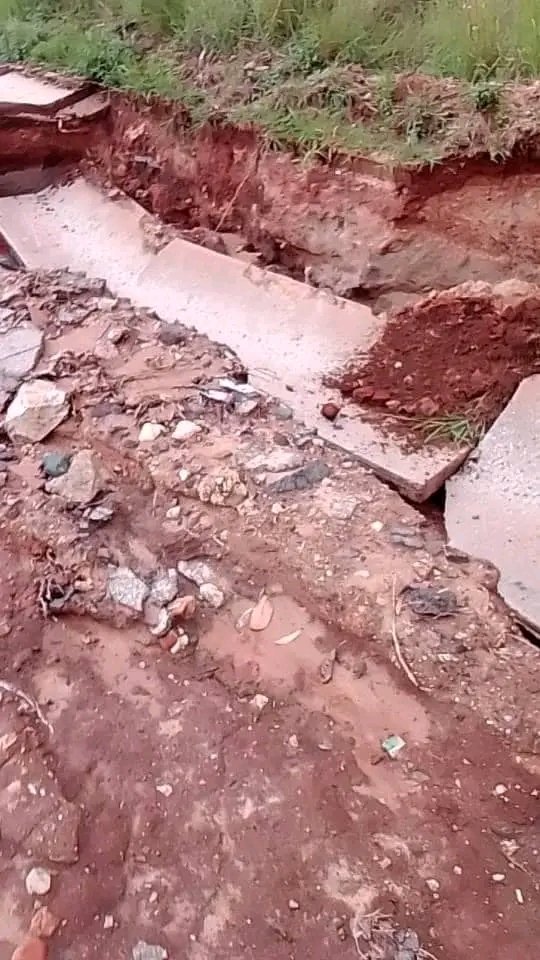 DeejayNeight's tweet photo. A cry for help... Our municipality of Greater Letaba is so ignorant about the road maintainance issue... We've been waiting for too long for the road to be fixed but all we get is empty promises. @SABCNews @ThobelaFMYaka  This is in bolobedu Medingen village.. @CyrilRamaphosa https://t.co/fViQXuLlzY