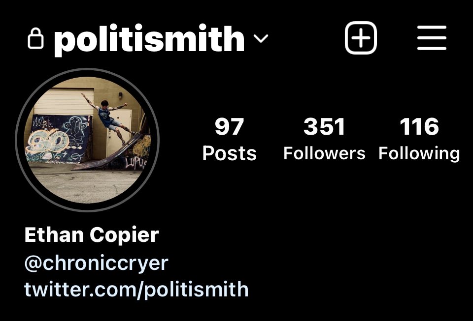 politismith's tweet photo. im not gay enough for twitter.  :( yall follow me here: https://t.co/xAgR0e9KHj
