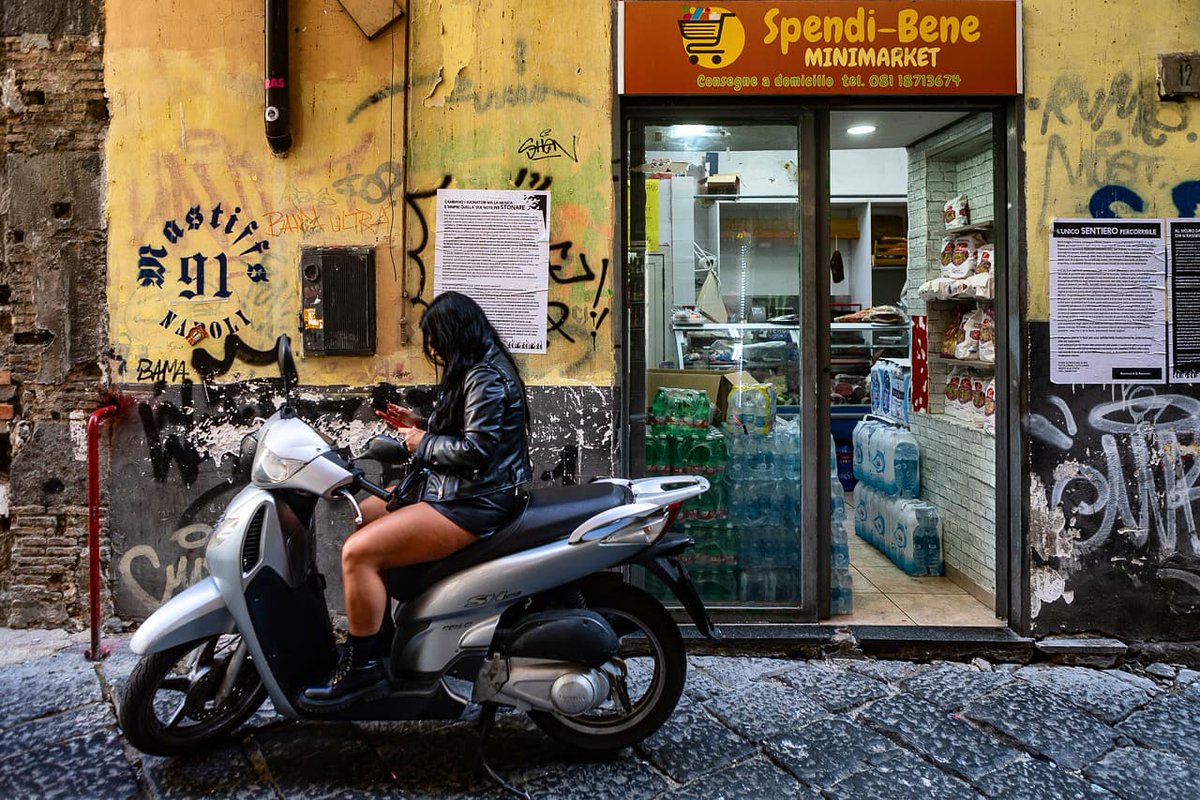 #streetphotography #Naples #Italy #Italia #scooter #womenrider