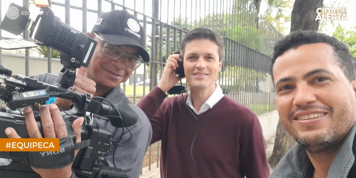 cidadealerta's tweet photo. O #CidadeAlerta te atualiza sobre os principais casos e te conta novas histórias. Nosso encontro está marcado, às 16h30, na tela da @recordtvoficial 😉 #EquipeCA https://t.co/02cs1KFNC0