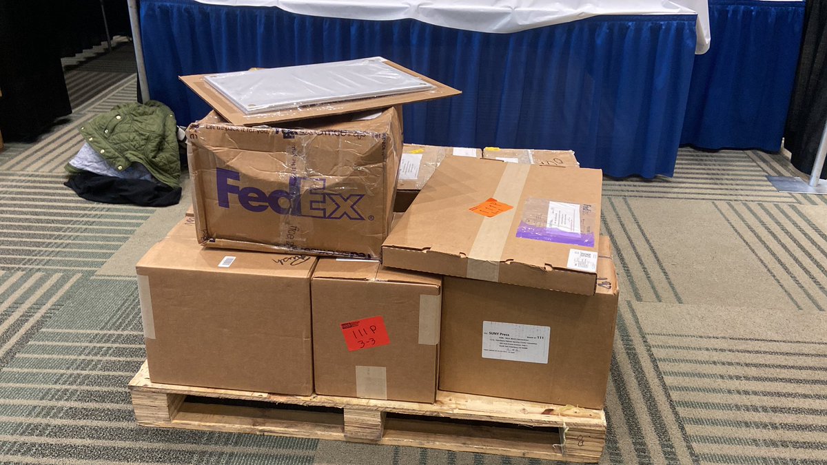 RColesworthy's tweet image. OK #MLA23 nerds, let’s do this