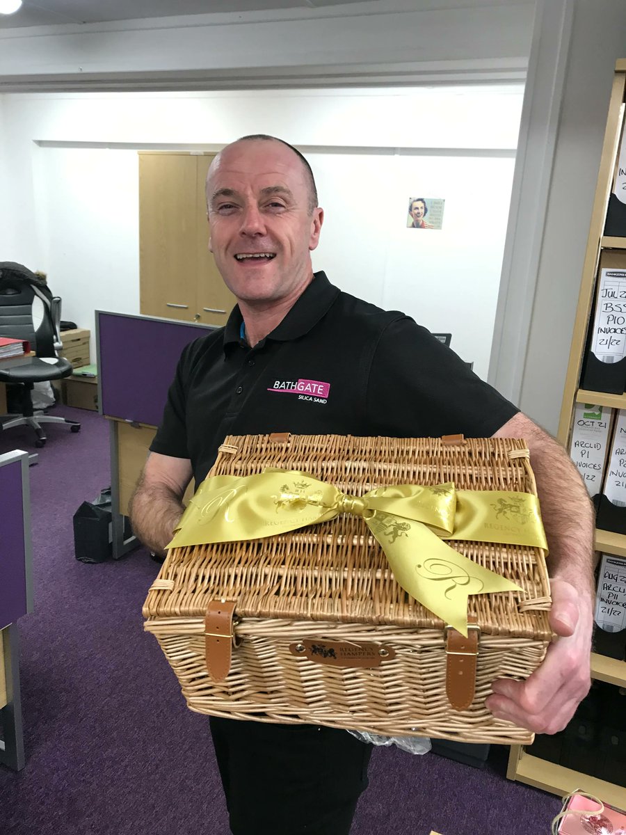 Our charity raffle and sponsored Christmas Baubles for The Dougie Mac raised £400 from Bathgate Silica Sand and Arclid staff, a great sum! Phil Critchlow won the top prize, a delicious hamper full of goodies. Don't eat them all at once Phil😋
#ArclidTransport #quarry #dougiemac