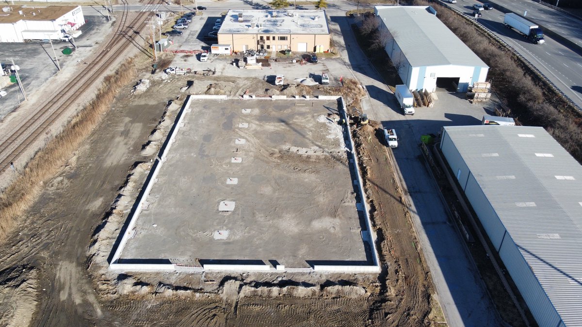 ALHuberGC's tweet photo. Our SPEC Building Materials project is moving right along. The new building is a 35,720 sq. ft. warehouse set to finish in early summer 2023. 

Do you have an industrial project we can help with? https://t.co/qNS0ZJBX9V 

#alhuber #project #building #warehouse #specbuilding https://t.co/KTMW1yA4Yw