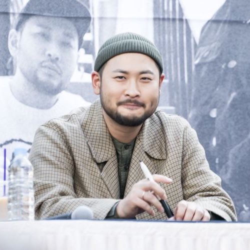 npomvtt's tweet image. HBD!🥳 Mithra Jin do Epik High completa hoje 40 anos. Muito talento e amor ao que faz, continue a trilhar seu caminho feliz e brilhante. Que seu dia seja repleto de amor.❤️

#HappyBirthdayMithra #HBDMithra #HappyMithraDay