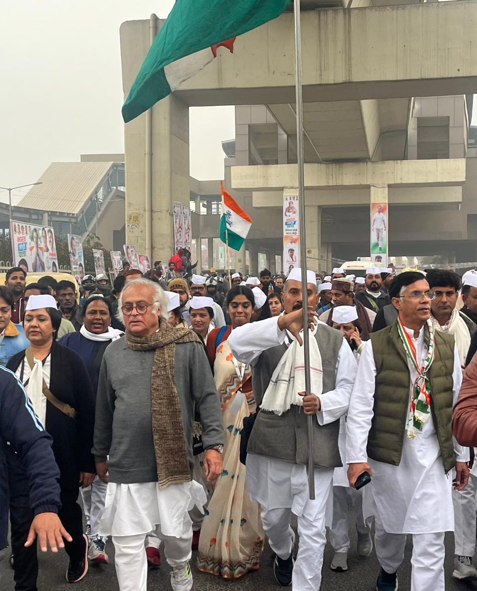 Amazing.....

State after states response of the common people for Bharat Jodo Yatra is growing many folds... That's their faith in Congress and love for Rahul. 😎

         👇👇
#AbNahiToKab