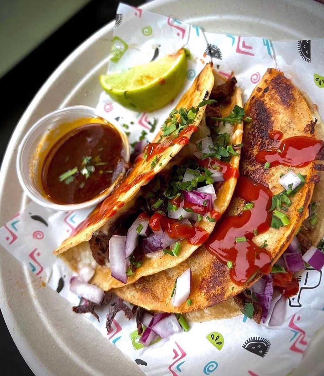 FFMSW6's tweet photo. We are thrilled to announce the long awaited return of @meatheadmexican! They came to our market in November, and we’ve been dreaming about their taco’s ever since! Their taco’s are filled with tender meat, marinated in their secret sauce then topped with cheese and spices! https://t.co/2NJdxsOHzw