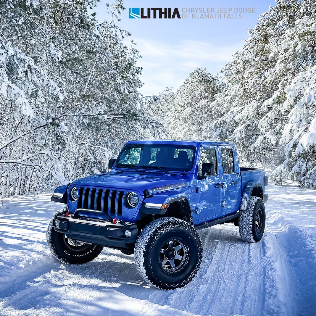 Lithia_KFalls's tweet photo. Snow day anyone? 😜❄️🏔️
#LithiaKlamathFalls #Jeep #JeepRubicon #Rubicon #Snow #Winter #Offroading #Jeeplife https://t.co/wNF11N8Csm