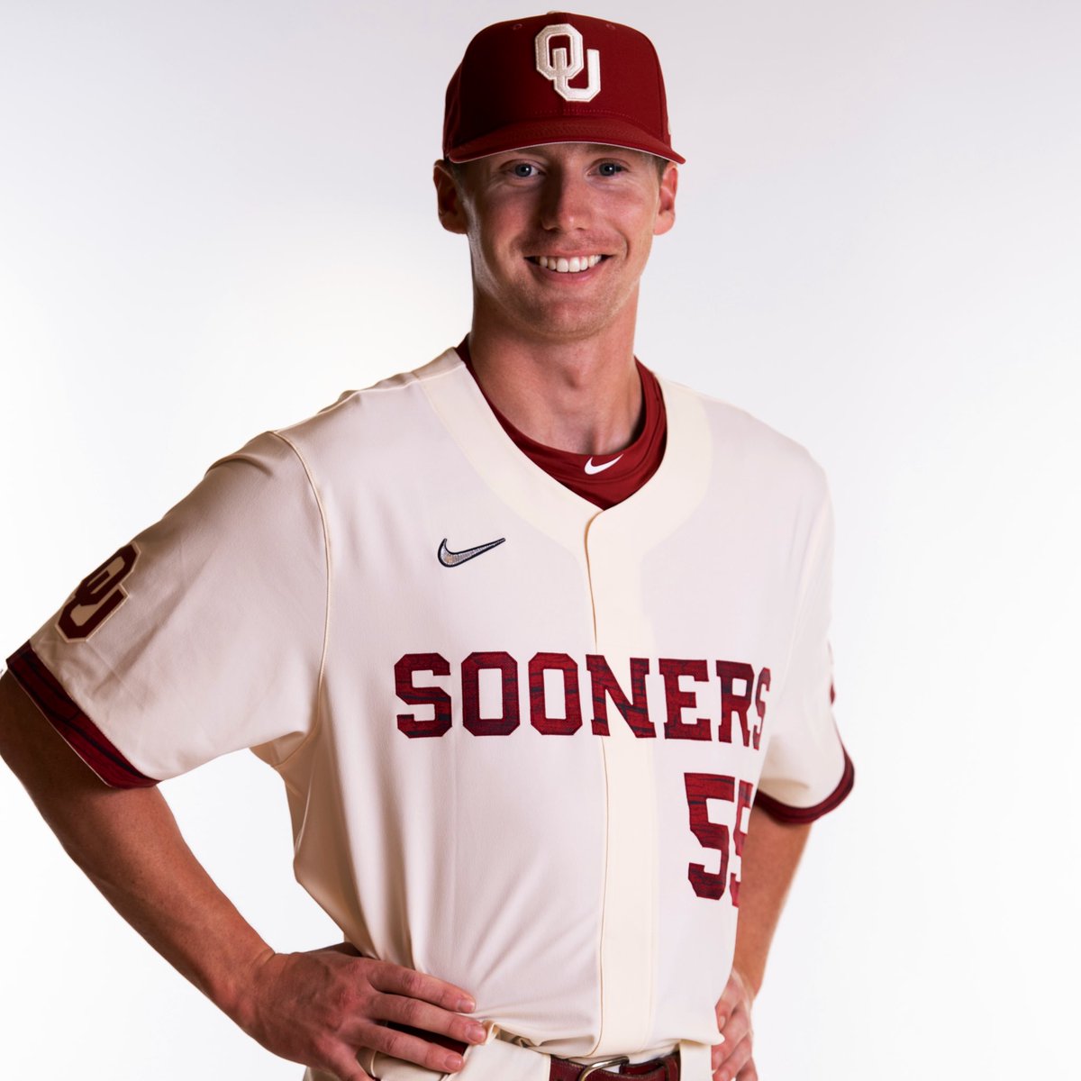 Three of <a href="/d1baseball/">D1Baseball</a>’s top 50 JUCO transfers reside in Norman ➡️

3️⃣ <a href="/Bryce_madron/">Bryce Madron</a> 
9️⃣ Dakota Harris
4️⃣6️⃣ <a href="/adamwalkr00/">Adam Walker</a> 

🔗 bit.ly/3GenSdr

#COMPETE | #CHAOUS