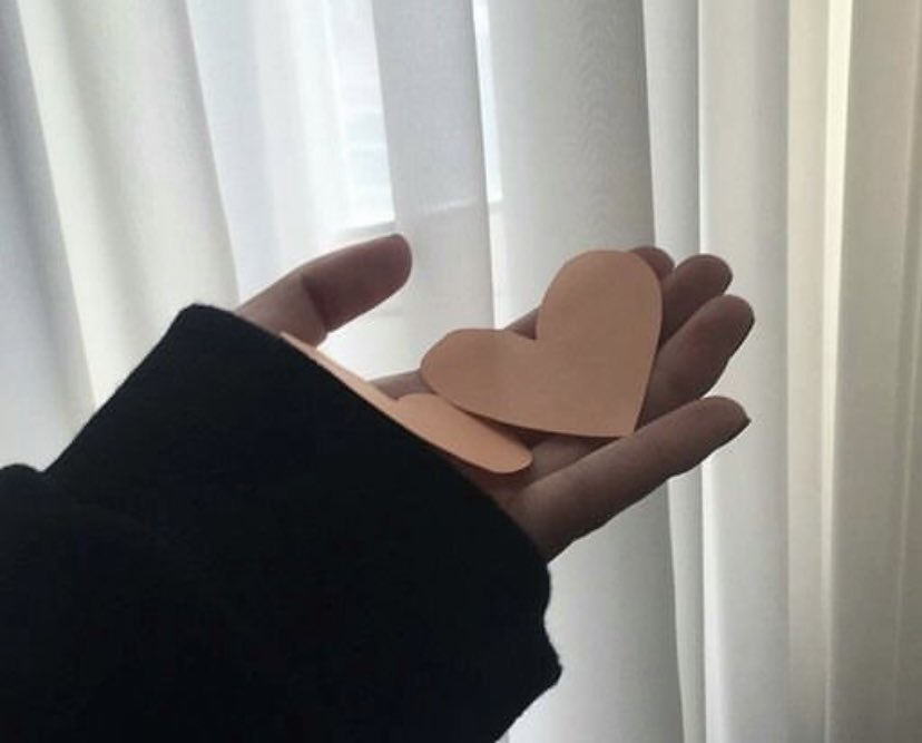 Ben Allah’u Zülcelal’e sığındım tek gidecek kapım, tek çıkış yolum, tek isteğim rızandır yârab …🥀