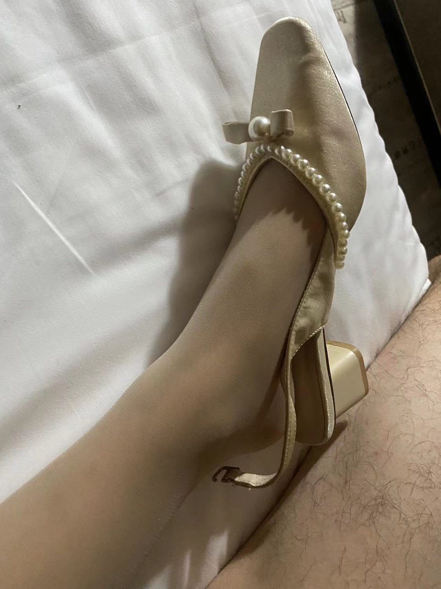 浅浅的玩一下。

#打胶 #扫楼 #射鞋 #掃樓 #打膠 #原味鞋  #扫楼打胶 #恋物  #烟筒靴 #高跟凉鞋 #高跟鞋  #扫楼   #原味 #跟蹤 #平底鞋 #cumflats #丝袜 #高跟鞋  #足交 #恋物 #丝袜脚 #细高跟