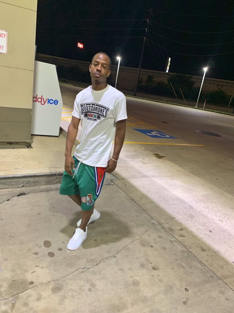 5300Dean's tweet photo. Nobody ever gave us shit but we took the city by storm with just our hustle and ambitions #GGDM “GoGetDaMoney” 💰
Tap in with us for merchandise @5300_TT https://t.co/TzU86HualS