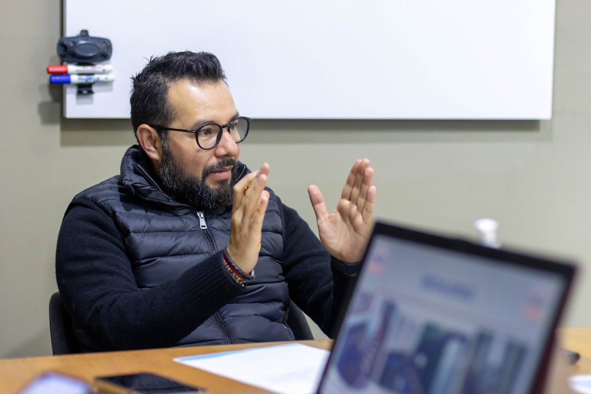 gilbertosauzamx's tweet photo. #FOVA es un #emprendimiento familiar de carpintería que encabeza #AarónFlores.
Para fortalecer este negocio familiar acordamos estructurar su estrategia #comercial y de ventas, así como dar seguimiento a sus temas más relevantes. https://t.co/Q7xR8MdT4c