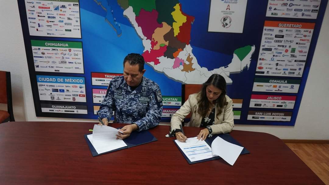 FAMEXTweet's tweet photo. 05 de enero de 2023.
Comité de la Feria Aeroespacial México, Ciudad de México.

La empresa Airmobility confirma su presencia en FAMEX-2023.
#FuerzaAereaMx #FAMEX2023 #Airmobility #Aviación  #Educación #aeroespacial #Aeronáutica  #Seguridad #Defensa https://t.co/HgCi0lrYVL