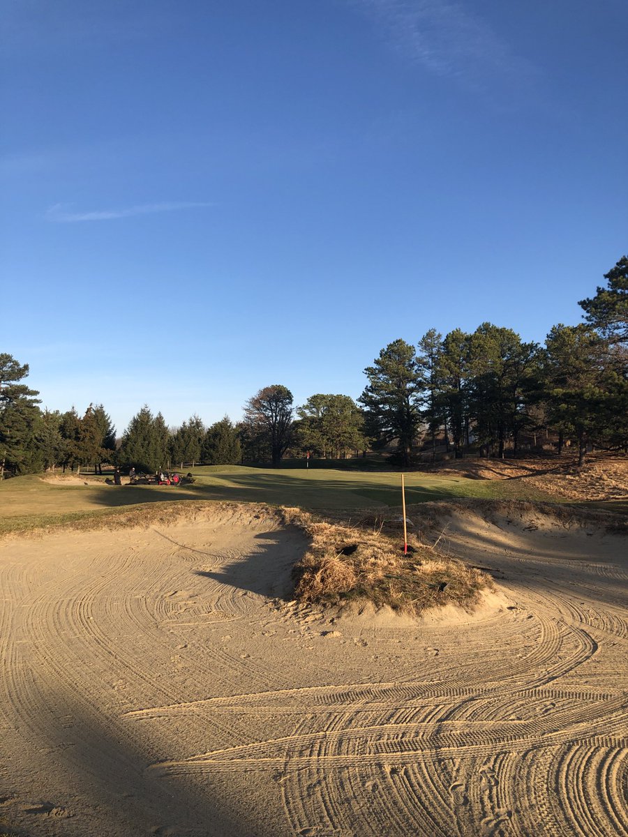 ERgrounds's tweet photo. Modifying some bunkers, fixing the drive out on hole 19 and adding sand to 21 bunkers. Might not get any inside work done if this warm weather continues. https://t.co/ER0UFMqFPn