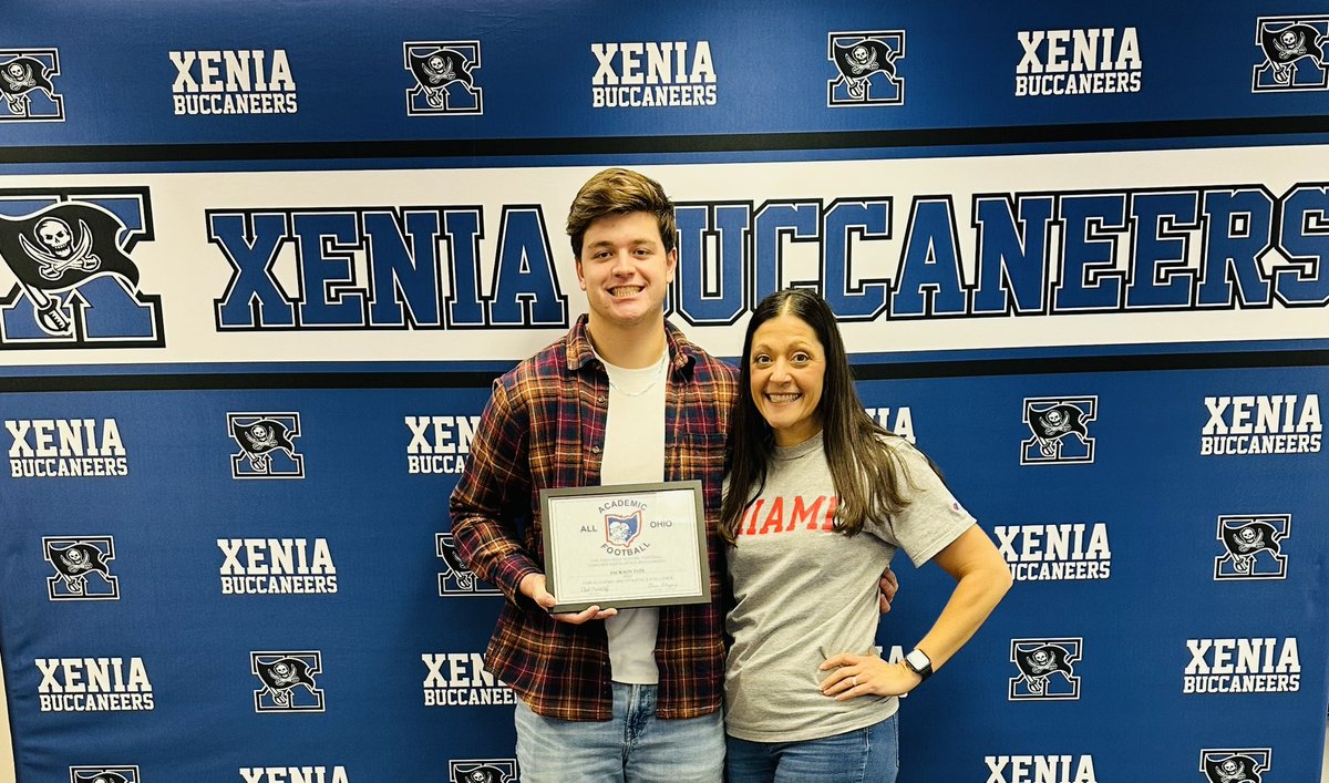 XeniaAthletics's tweet photo. It was an honor to present senior football player Jackson Tate with his football Academic All-State award today.  Jackson is a multi-sport athlete who carries a 4.63GPA and was the 3rd ranked football player academically!!! Congratulations Mr. Tate.  @xeniabucsfb https://t.co/6HlI5KWd2C