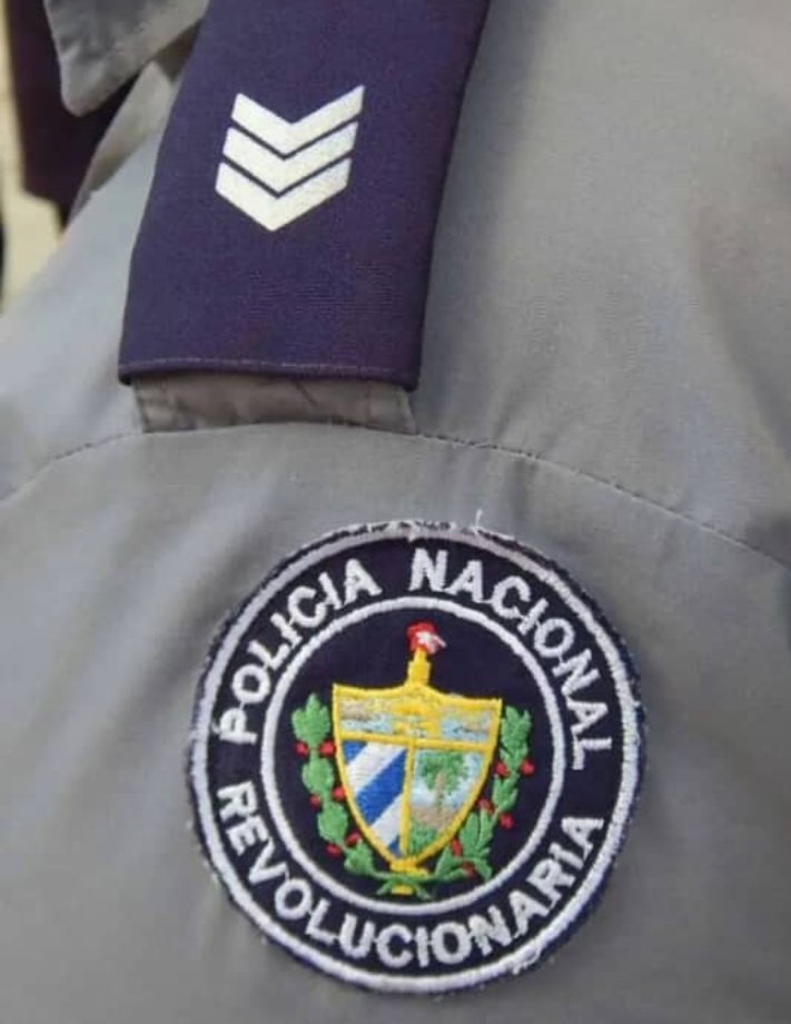 MryRodrguez4's tweet photo. Mi felicitación y respetos para los hombres y mujeres de la Policía Nacional Revolucionaria en ocasión de conmemorarse el 64 Aniversario de su creación.

#HéroesDeAzul https://t.co/J09Epmd6xG