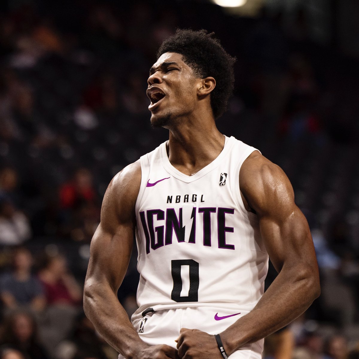 UofBasketball's tweet photo. Scoot Henderson is 18 years old…

Hyper-Athletic guard prototype, except with a viable jumper and crazy high playmaking feel? Watch out now. https://t.co/SqmknQhzb5