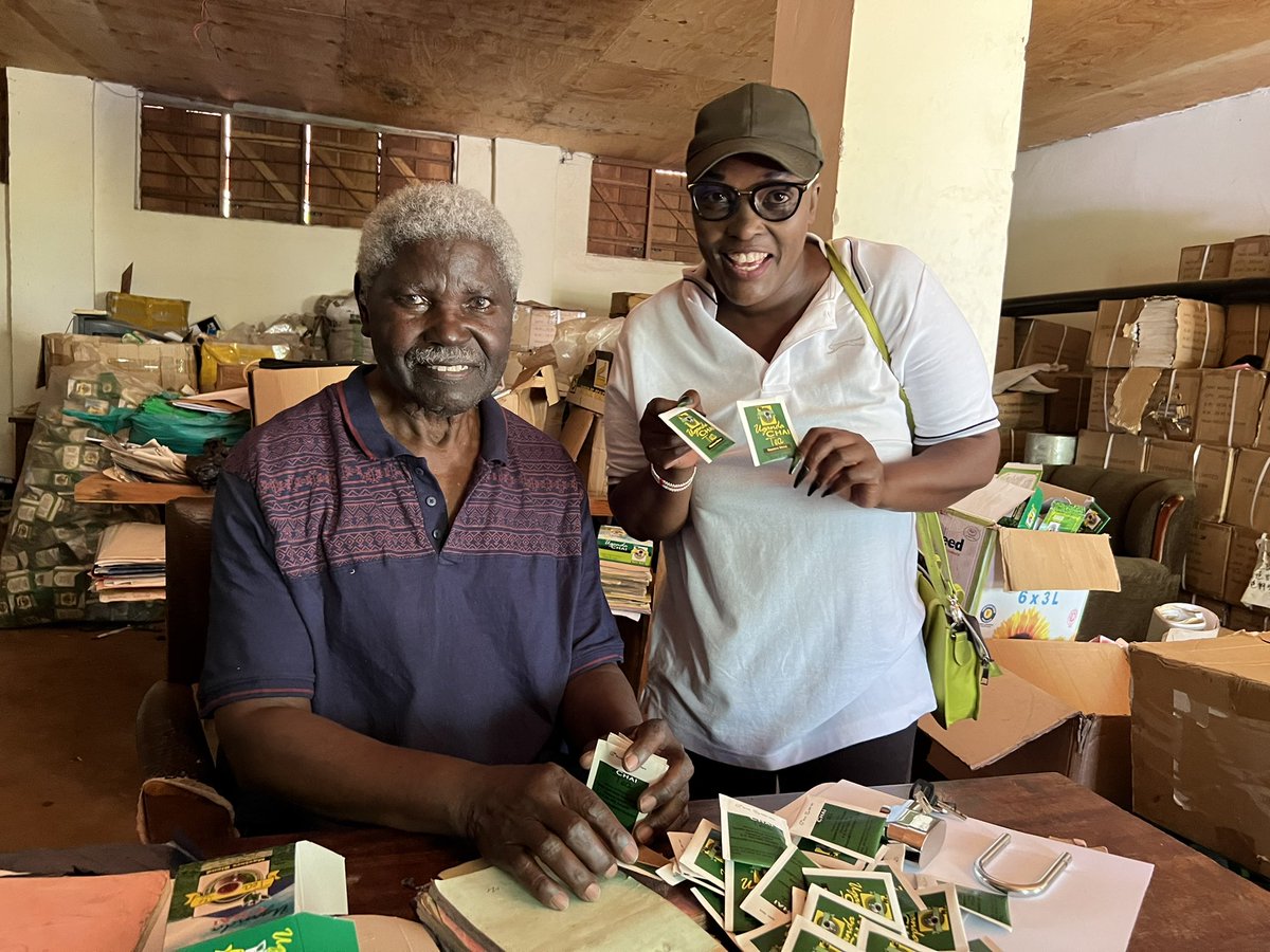 ExportSTI's tweet photo. Are you a tea connoisseur? Meet Ssalongo Isaac G. Munabi - a man well advanced in age who continues to live his passion. He has a small factory processing and packing very high quality tea. If you ever encounter “Uganda Chai” tea, remember his face. @mtic_uganda https://t.co/ZgMyam0vIP
