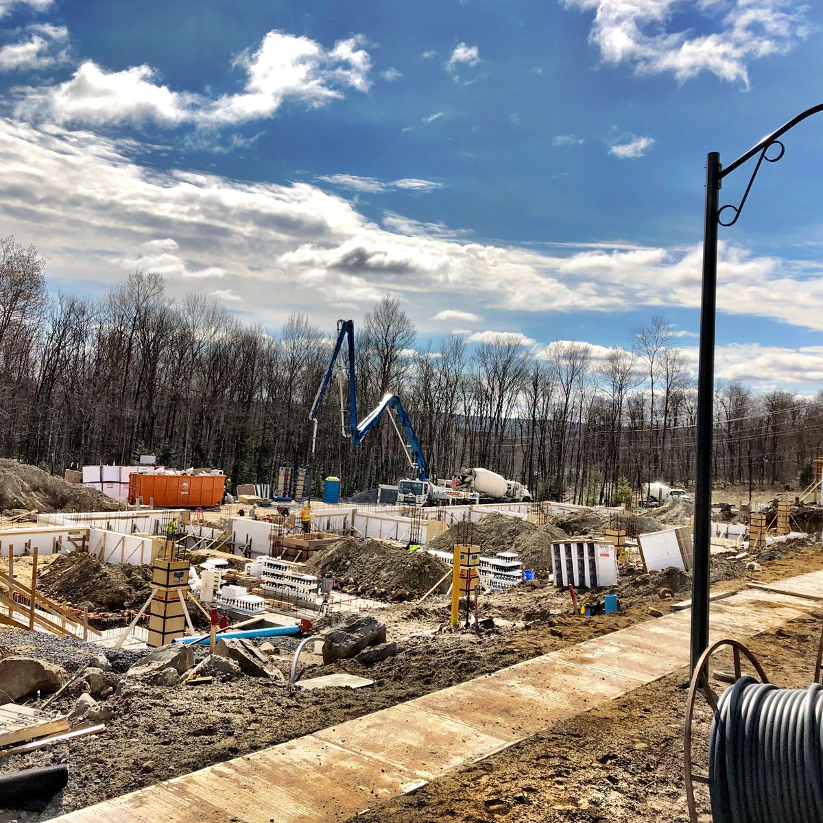 Amvic Building System tweet media