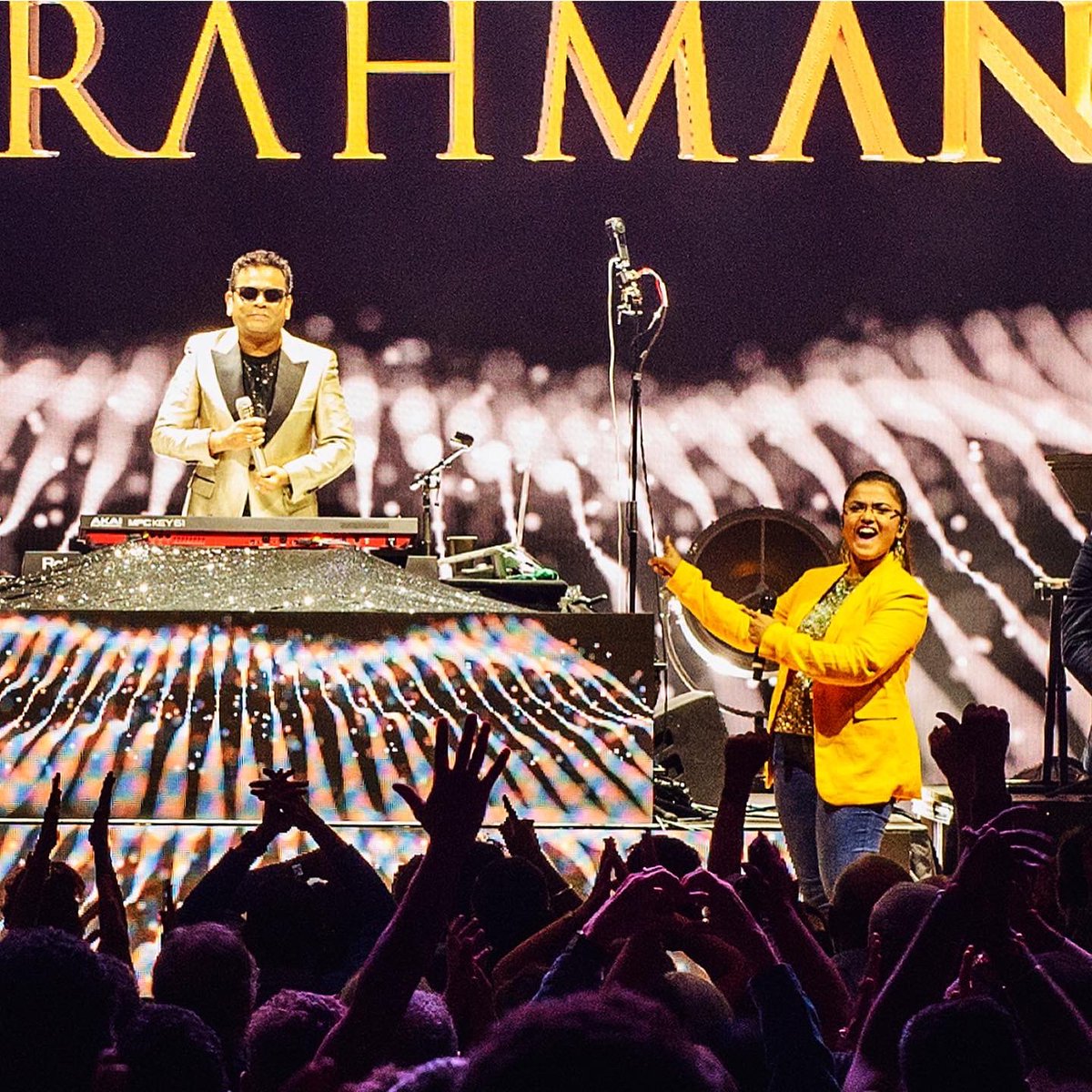 RakshitaaSuresh's tweet photo. Happiest birthday to you @arrahman sir!! 😍🧿✨🎂🎈 https://t.co/fEf8Op9Kmx