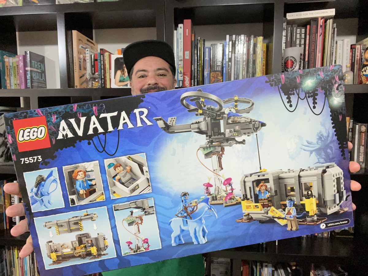 RanaFonk's tweet photo. 🎁REGALOS DE REYES🎁

¿Quieren ganar este Lego de #Avatar?

1 Deben seguirme acá
2 RT a este tweet 
3 Dime por qué lo quieres?

Se retira si o si este sábado al mediodida en zona sur de CDMX (porfa si no puedes déjale el lugar a otro participante)

Sorteo esta noche. https://t.co/SEFINtsFeZ