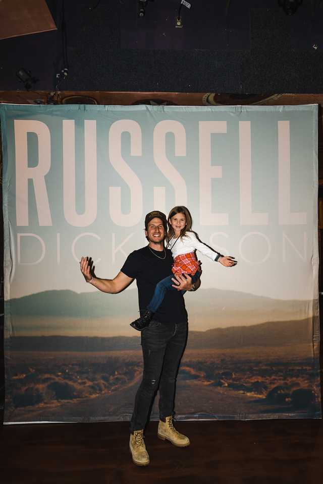 VIPNation's tweet photo. Throwin' it back to a handful of @russelled Meet & Greets from the #SheLikesItTour 🤩 Upgrades for his last few shows next month are moving quickly...grab yours before they're gone! #RDParty #TBT
Details: https://t.co/Rq8H3pMbaj https://t.co/WAD2Jhnaie