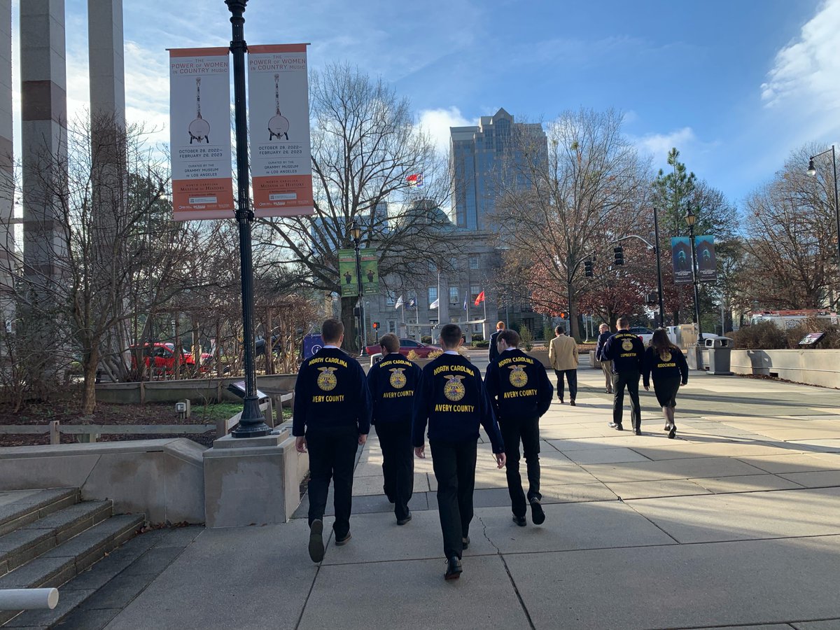 Ellis Ayers tweet media