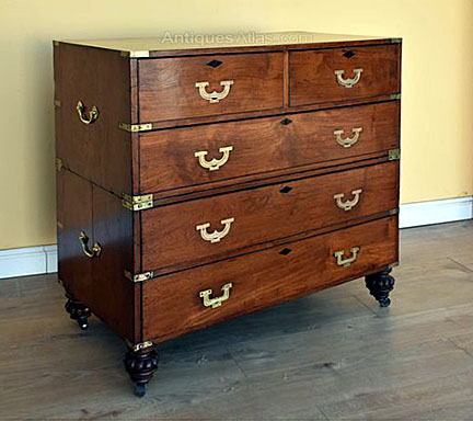 AlmanacAntiques's tweet photo. #Campaign #furniture, especially popular with 18th and 19th century #British #officers, was any type that will #foldup for easy #portability.
https://t.co/yRzyKVS8K8 https://t.co/E4X7Qag8Xw