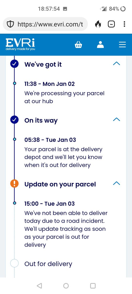 dralonsp0ok's tweet photo. #Evri This is a blatant untruth. If that parcel is not out, in pristine condition, intact and in my hands by 4pm tomorrow Martijn De Lange and Carl Lyon will be getting emails and DMs on LinkedIn from me. Given my profession is stated, you do not want the latter, trust me. 😒 https://t.co/s1mFk5DWV1