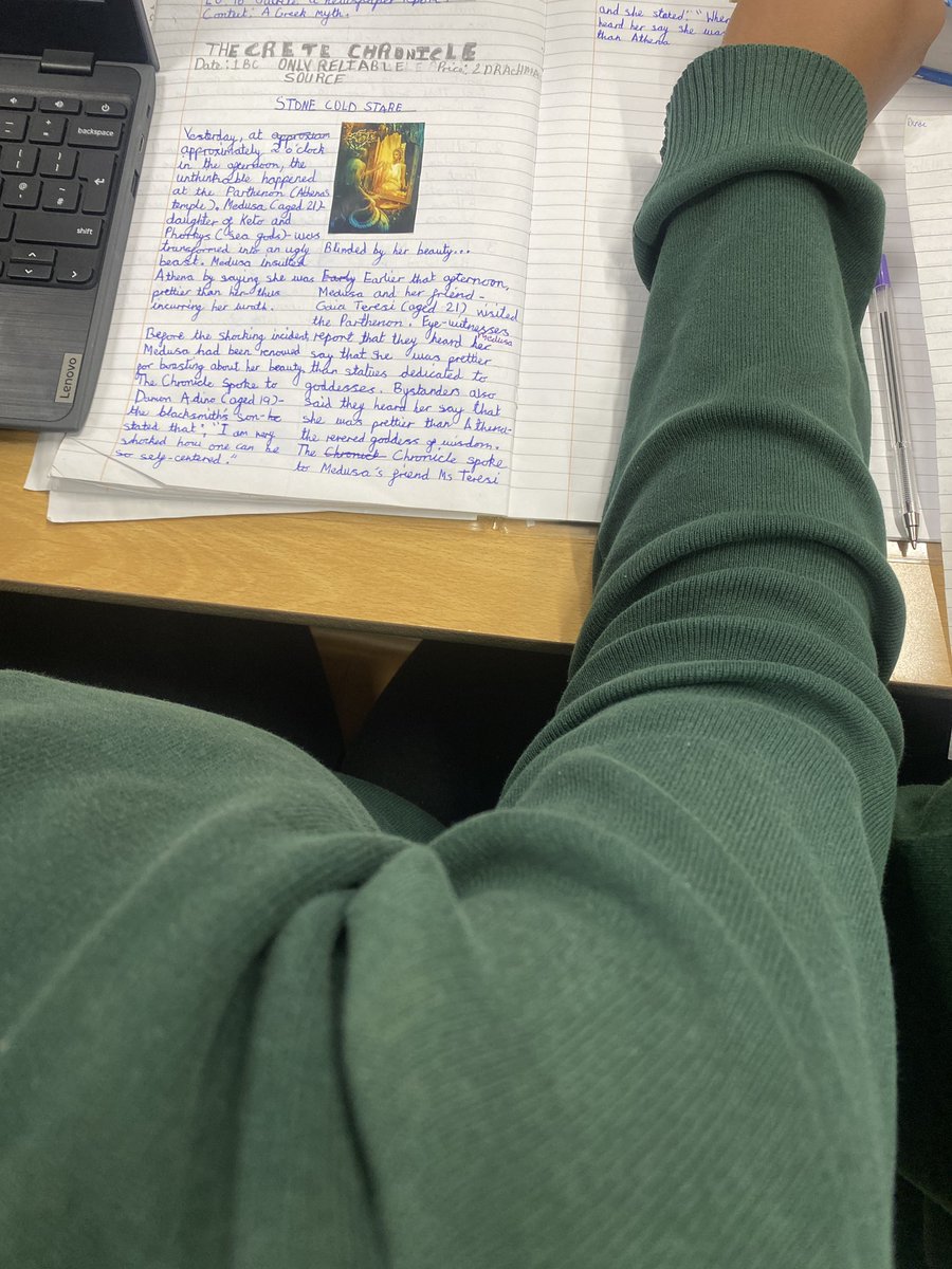 Discovery_Y6's tweet photo. Year 6οΈβ£ π Spring π± 1οΈβ£ Read all about it! π° Year 6 have had a very busy start to the new year writing βοΈ their newspaper ποΈ report on the curse of Medusa π #BreakingNews #Januaryjournalists #Crosscurricularwriting https://t.co/wXPCxtOeTX