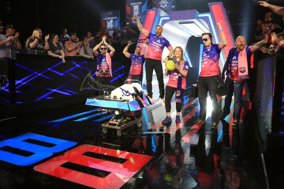 PRISMIER's tweet photo. A new season of BattleBots starts TONIGHT! To see how Bots FC is getting ready to fight HUGE, check out Adam’s pre-fight prep video: https://t.co/2UtW0Z2qbL
Tune in to the Discovery channel tonight at 8pm Eastern / 7pm Central to catch the action.
#battlebots #shatter #botsfc https://t.co/ifc1zjuH1b