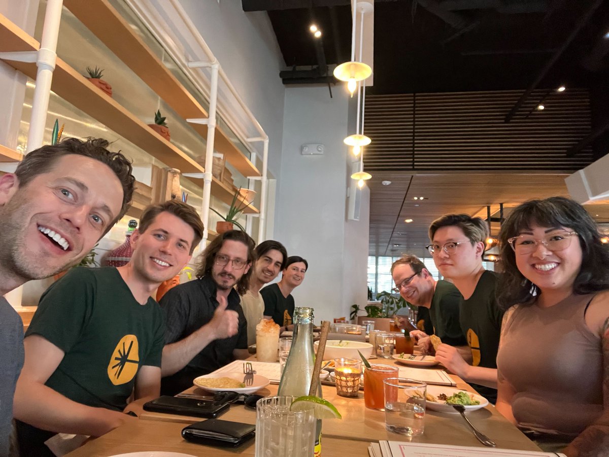 ycombinator's tweet photo. Welcome to YC W23, @jakestein, @bengarvey and team @UseCommonPaper!

Common Paper builds standard contracts and software to help startups close deals with their customers faster and with less risk. They’re doing for sales what the SAFE did for fundraising: https://t.co/HC4ATh08DY https://t.co/vlglTLPrnQ