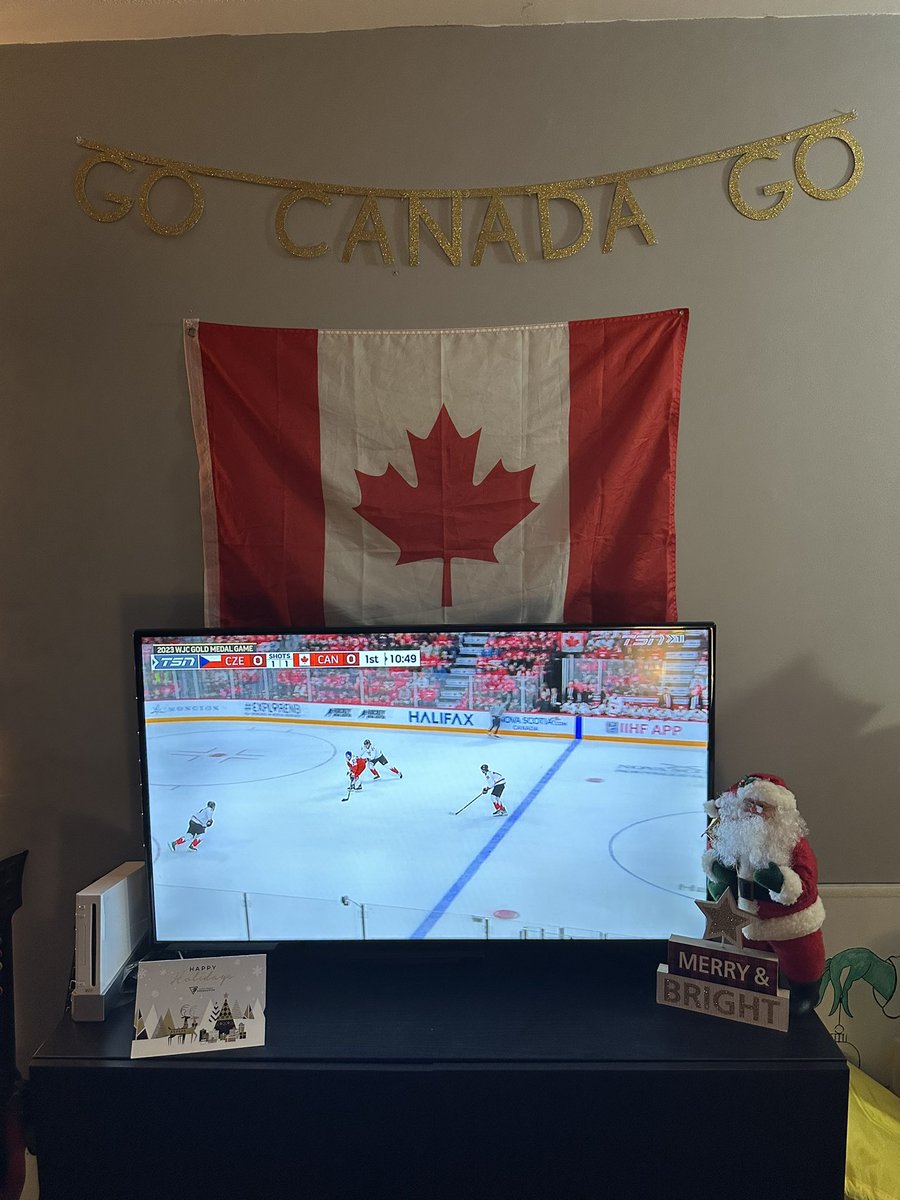 LoganRye1's tweet photo. All set for the Gold medal match! #Canada #WorldJuniors #WorldJuniors2023 #CANvsCZE #IIHFWorldJuniors #iihf #GoCanada https://t.co/bcr4MsJ9ve