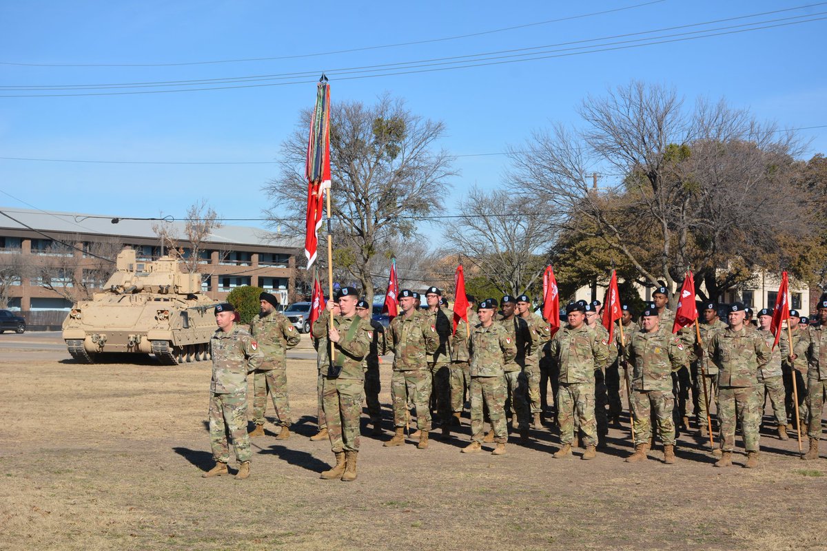 36thENBDE's tweet image. 36th Engineer Brigade Change of Responsibility!

We would like to welcome CSM Cummings and his family into the Rugged Brigade and express our gratitude to CSM Lake for his exceptional leadership the past two years as Rugged 7.

@iii_corps @USAEnReg

#StayRugged #StayReady