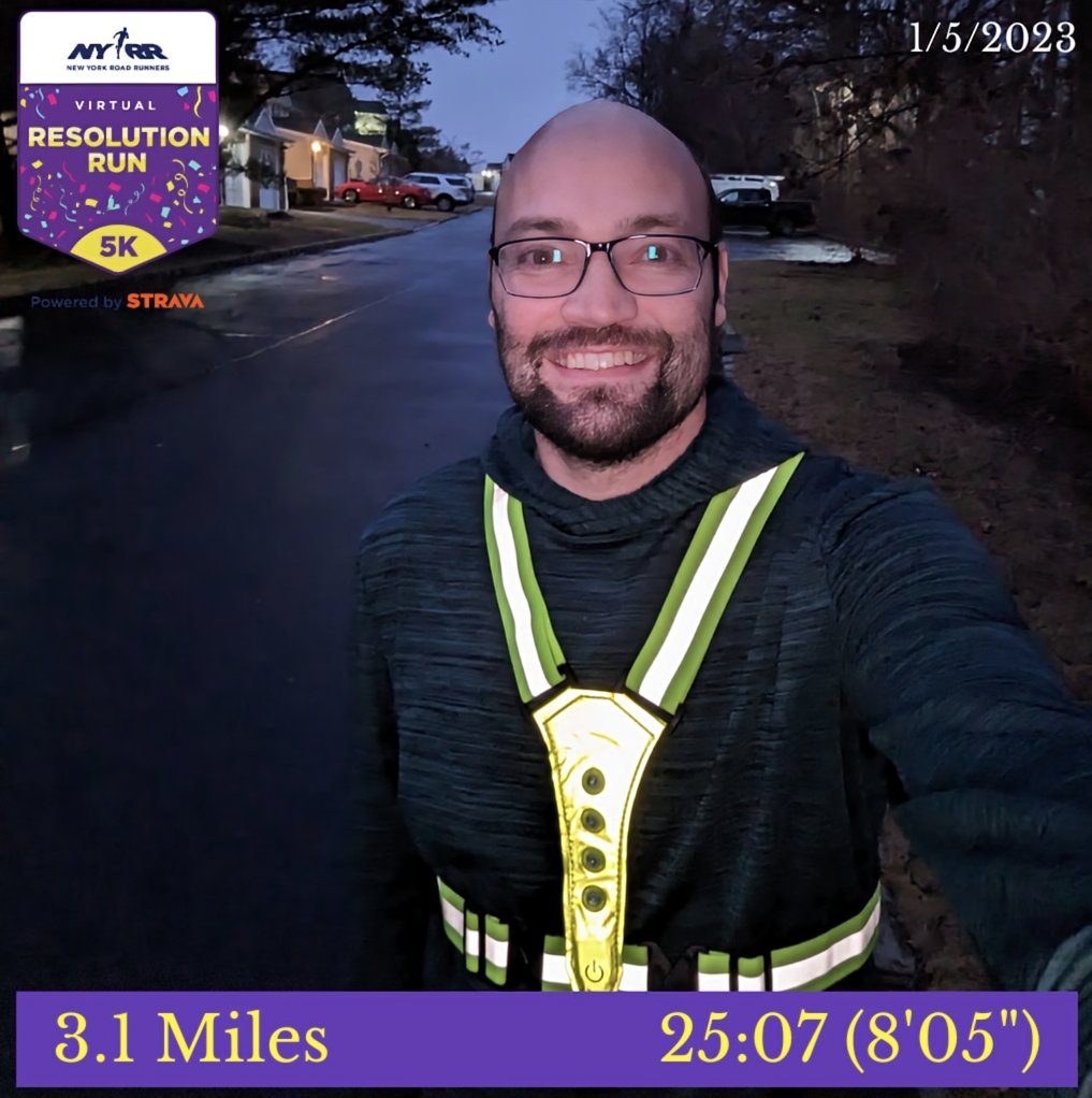 ARunnersResolve's tweet photo. I got out tonight to run the Virtual #NYRR Resolution Run 5K. I am very happy with the results and I'm excited to get 2023 off with a great start. ⚡#ResolveToRun #NYRRVirtualRacing #Running #Fitness #BibChat #RunChat #Fitness @nyrr https://t.co/p6FK0aQR4Z