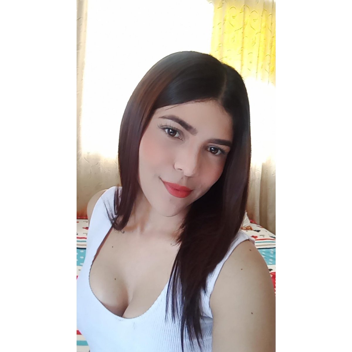 FerrerYoheli's tweet photo. #NuevaFotoDePerfil https://t.co/f40TIhXmMP