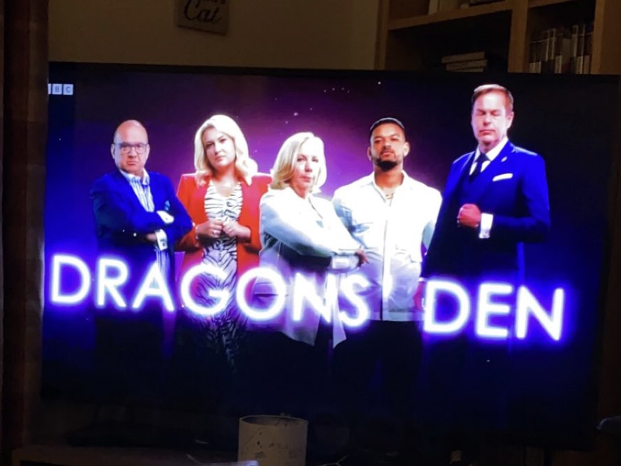 MissScottBizEd's tweet photo. Tuned into BBC1 tonight for @BBCDragonsDen & then @bbcapprentice - excited for the next 12 weeks! #ThursdayNightIsBusinessNight https://t.co/mTgKsvXrE7