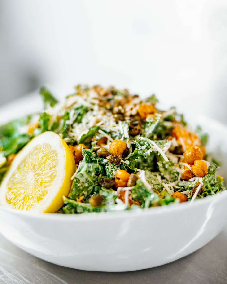 nakedcafe_'s tweet photo. Eating more greens in 2023 ✅ https://t.co/Fzt0jbtGyJ