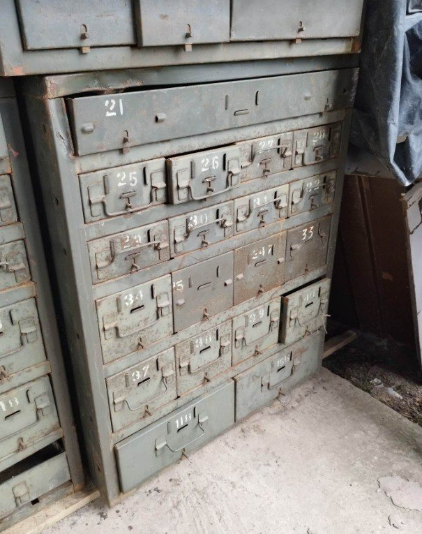 JeffCollinSV's tweet photo. Casier Métallique Vintage
https://t.co/M37xPsrsMu
import-export
#metallocker #LockerCodes #industriallocker
#casiermetallique 
#casier 
#casierindustriel #vintage #decoration #deco #home #homedesign #homedecor https://t.co/Tf9Oi7K6Mu
